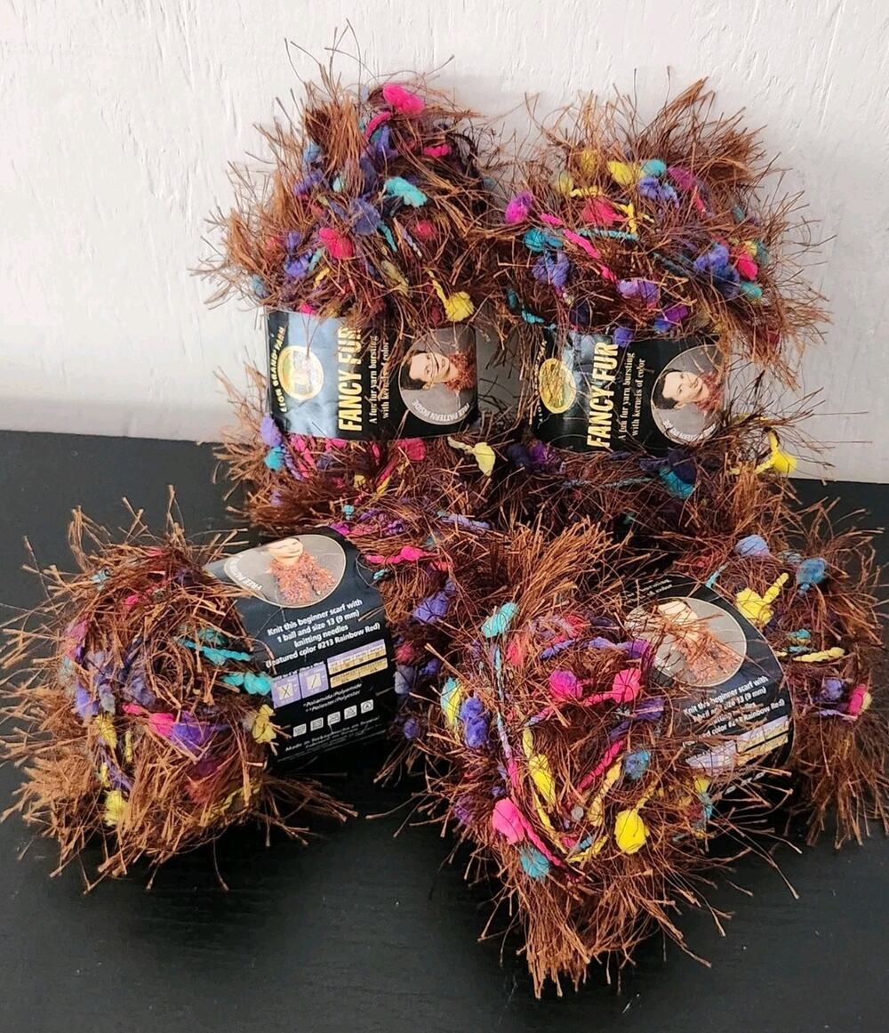 Lion Brand Fancy Fur Yarn Lot Of 4 Chocolate Sprinkles Pom Fun Fur Novelty